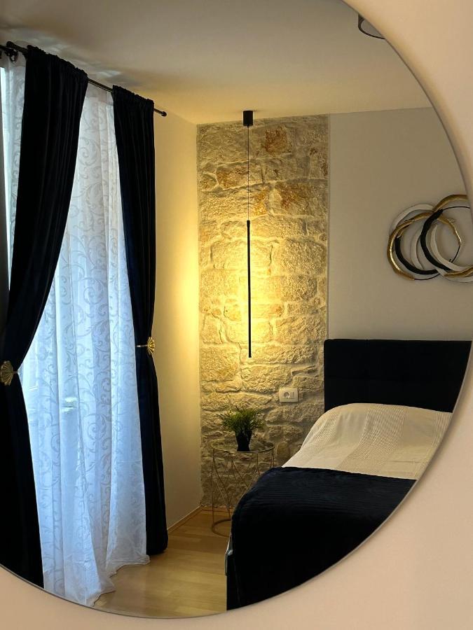 Apartment Erin Center Rovinj Exterior foto